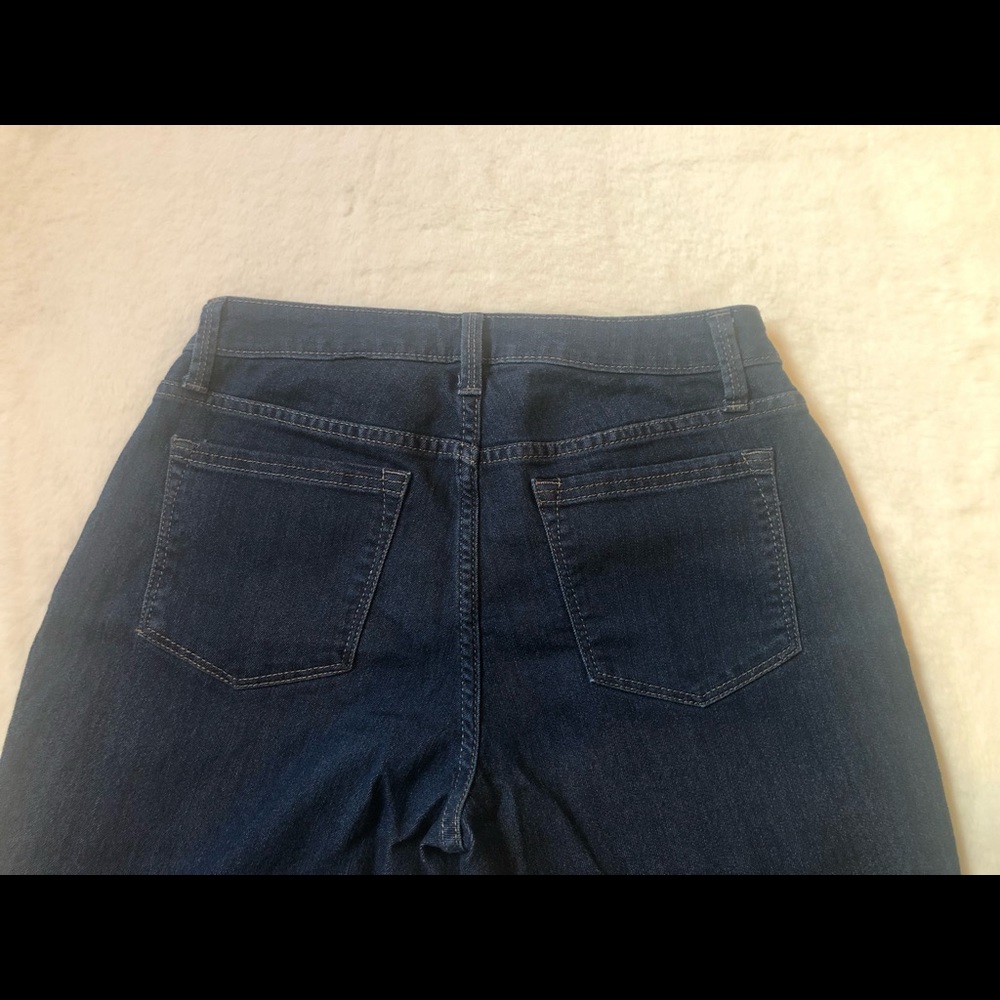 Lee Riders Mid Rise Capri Jean - Picture 3 of 5